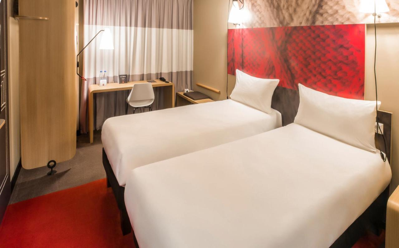 Ibis Caen Porte De Bretagne Hotel 3*