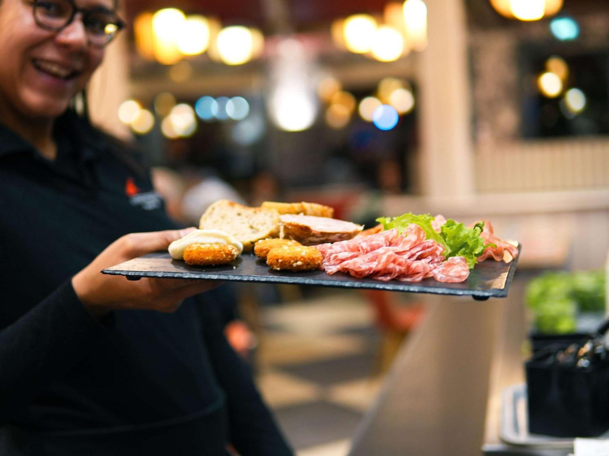 Hotel Ibis Caen Porte De Bretagne