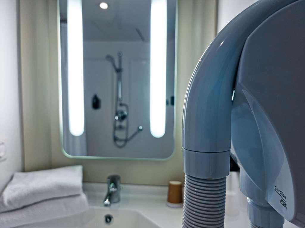Ibis Caen Porte De Bretagne 3*